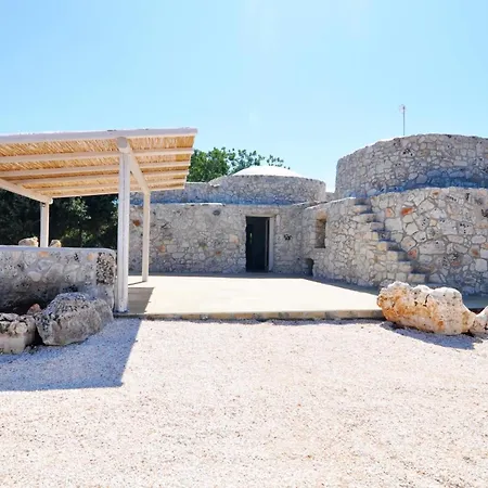 Trullo Quercervo With Private Pool Willa Ostuni