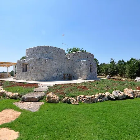 Trullo Quercervo With Private Pool