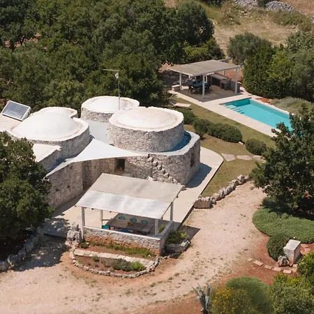 Trullo Quercervo With Private Pool