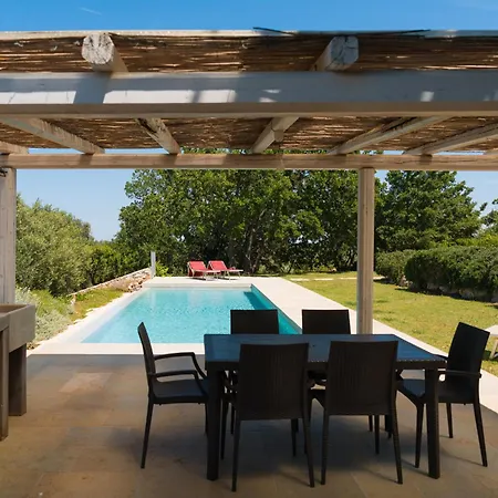Trullo Quercervo With Private Pool אוסטוני
